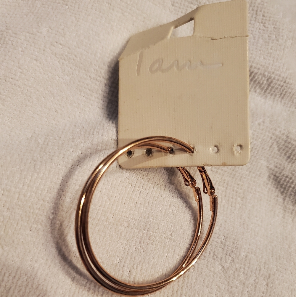 2" Hoop Earrings Nwt